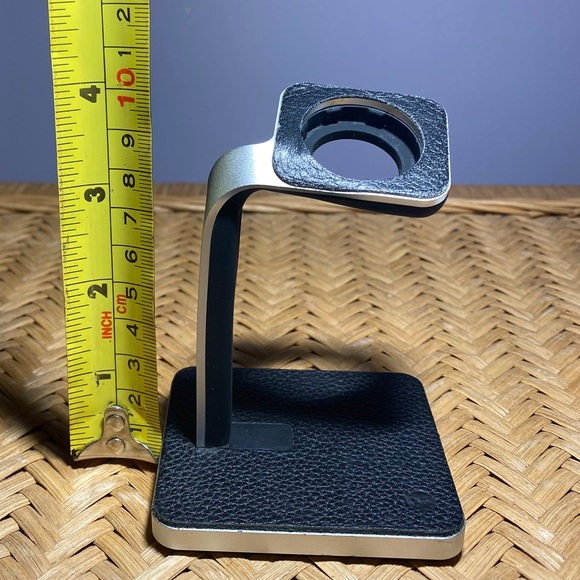 Mophie Watch Dock - Picture 5 of 7